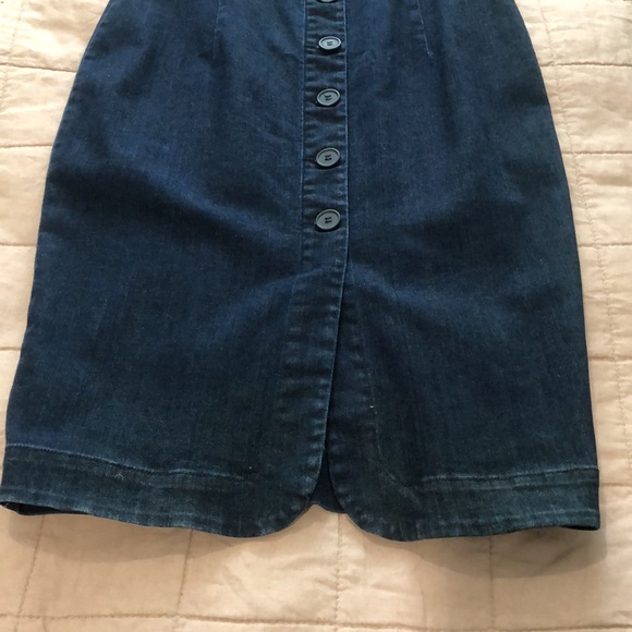 Country Road denim button front dress - Picture 2 of 11